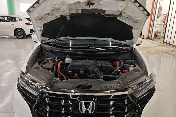 Used Honda Elysion 2022 2.0L eHEV Luxury Edition Engine Bay