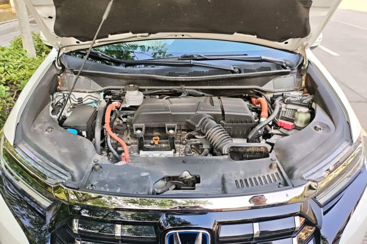 Used Honda Elysion 2022 2.0L eHEV Luxury Edition Engine Bay