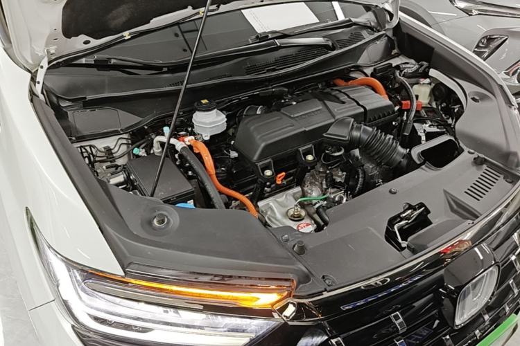 Used Honda Elysion 2022 2.0L eHEV Luxury Edition Engine Bay