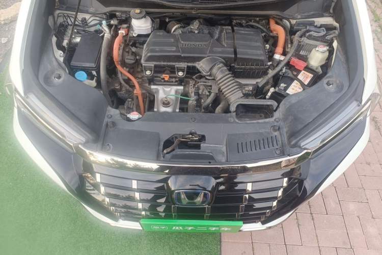 Used Honda Elysion 2022 2.0L eHEV Luxury Edition Engine Bay