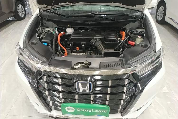 Used Honda Elysion 2022 2.0L eHEV Luxury First Edition Engine Bay