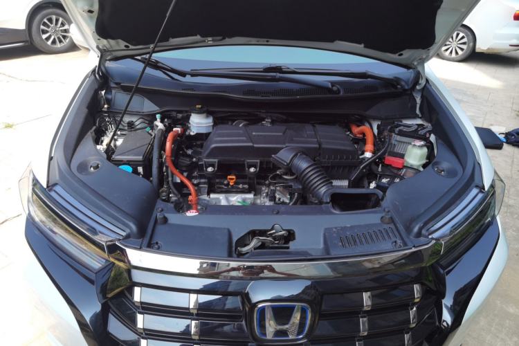 Used Honda Elysion 2022 2.0L eHEV Comfort Version Engine Bay