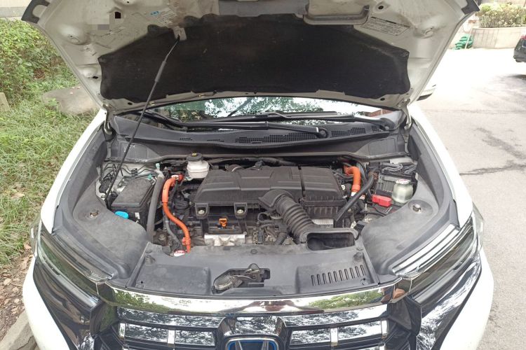 Used Honda Elysion 2022 2.0L eHEV Prestige Edition Engine Bay