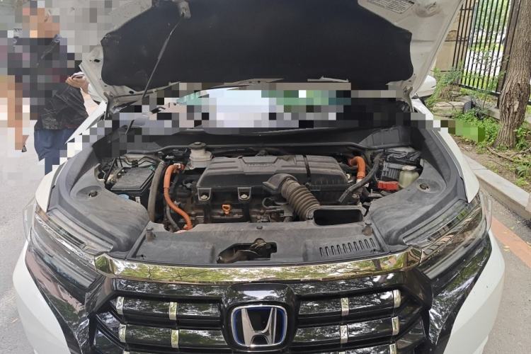 Used Honda Elysion 2022 2.0L eHEV Luxury First Edition Engine Bay