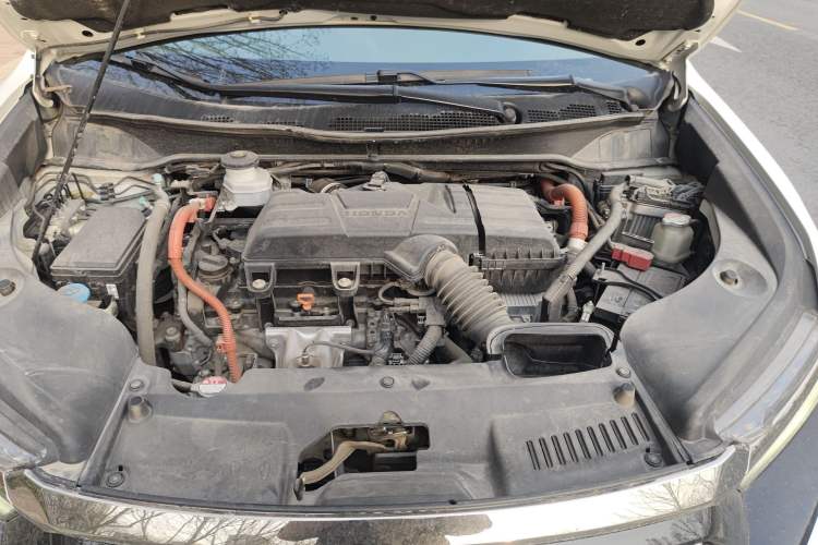 Used Honda Elysion 2022 2.0L eHEV Luxury First Edition Engine Bay