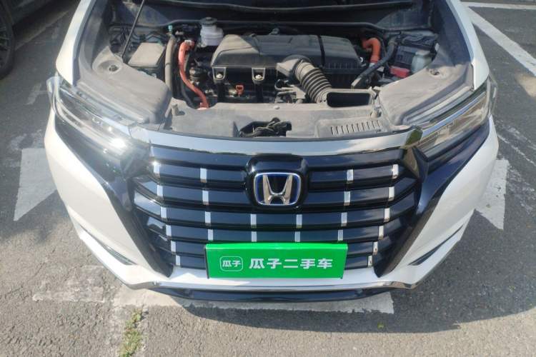 Used Honda Elysion 2022 2.0L eHEV Luxury Edition Engine Bay