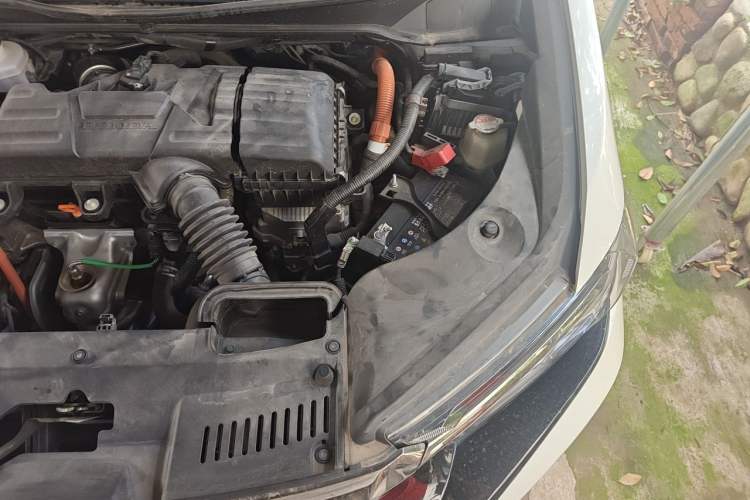 Used Honda Elysion 2022 2.0L eHEV Comfort Version Engine Bay Left