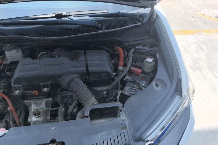 Used Honda Elysion 2022 2.0L eHEV Luxury Edition Engine Bay Left