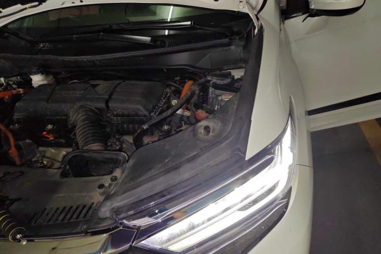Used Honda Elysion 2022 2.0L eHEV Luxury First Edition Engine Bay Left