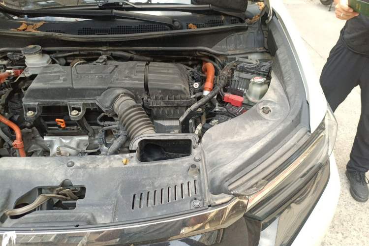 Used Honda Elysion 2022 2.0L eHEV Luxury Edition Engine Bay Left