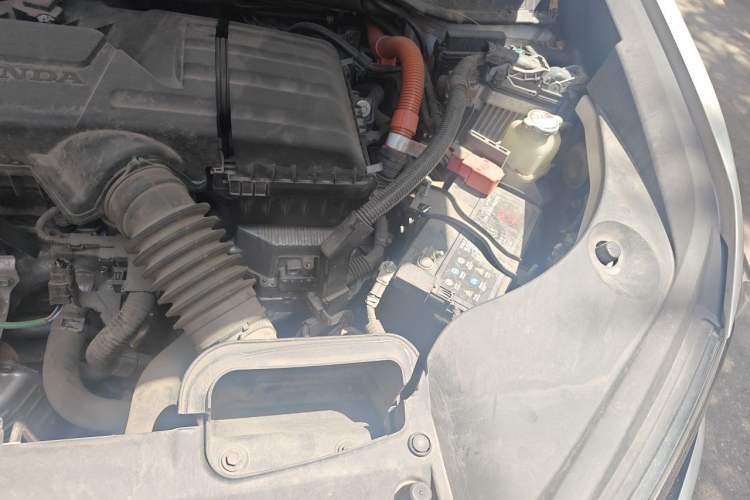Used Honda Elysion 2022 2.0L eHEV Luxury Edition Engine Bay Left