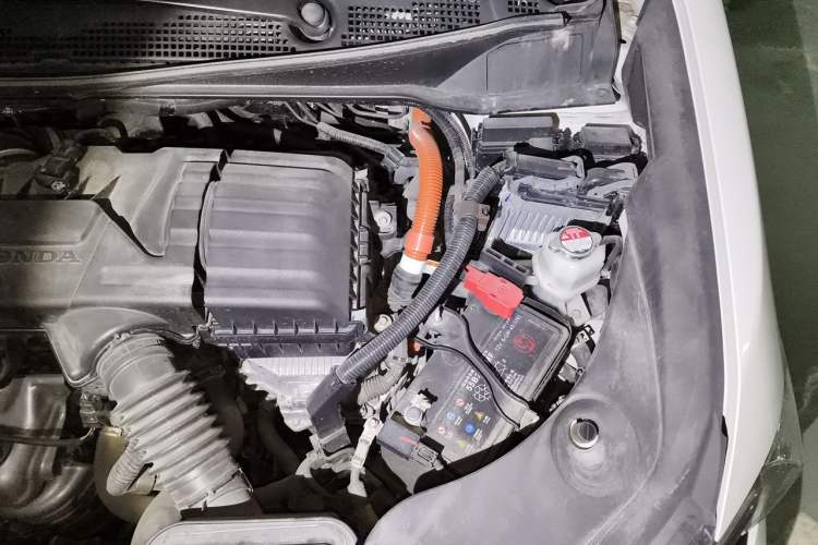 Used Honda Elysion 2022 2.0L eHEV Luxury First Edition Engine Bay Left