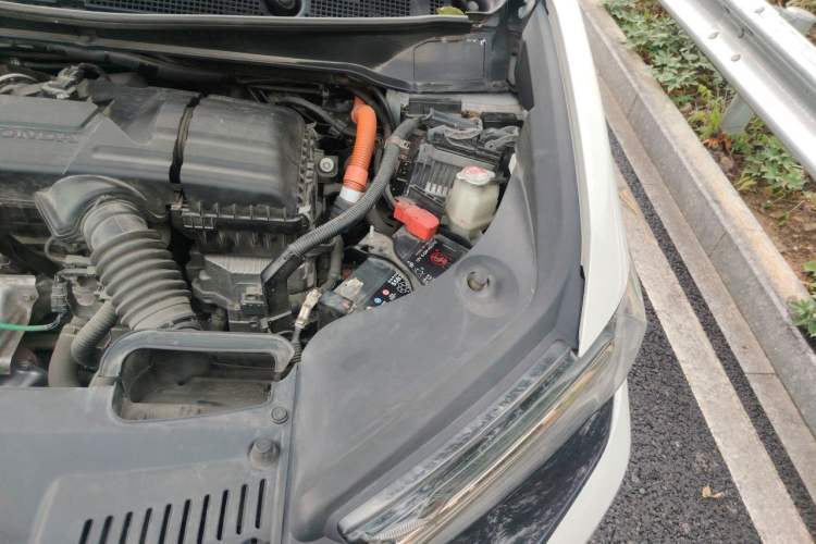 Used Honda Elysion 2022 2.0L eHEV Luxury Edition Engine Bay Left