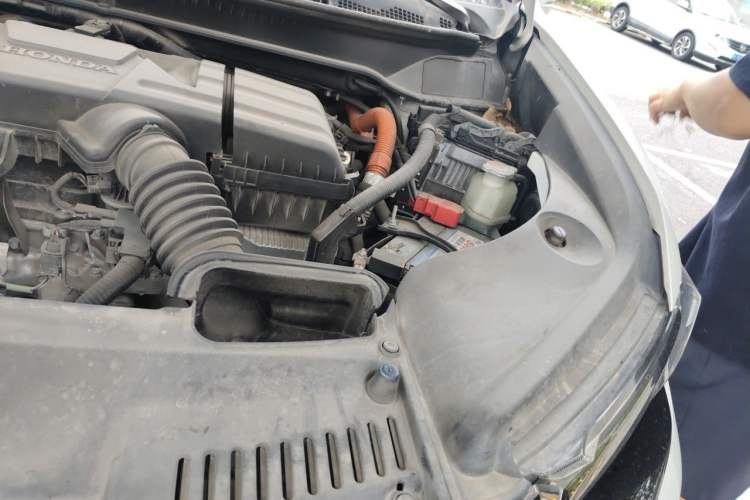 Used Honda Elysion 2022 2.0L eHEV Luxury First Edition Engine Bay Left