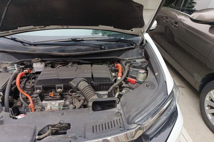 Used Honda Elysion 2022 2.0L eHEV Luxury Edition Engine Bay Left