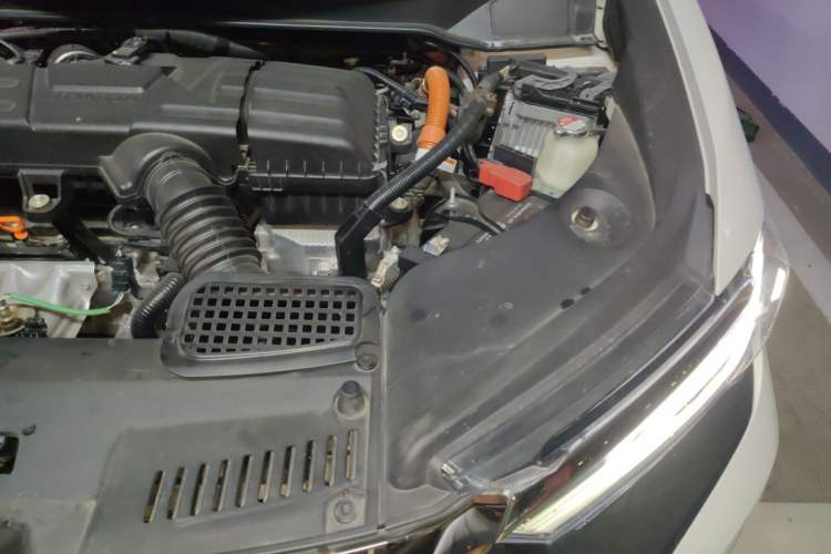 Used Honda Elysion 2022 2.0L eHEV Luxury Edition Engine Bay Left