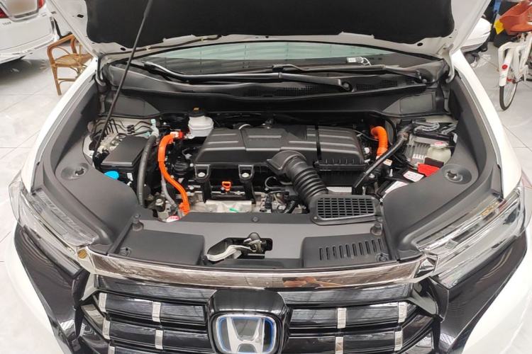 Used Honda Elysion 2022 2.0L eHEV Luxury Edition Engine Bay