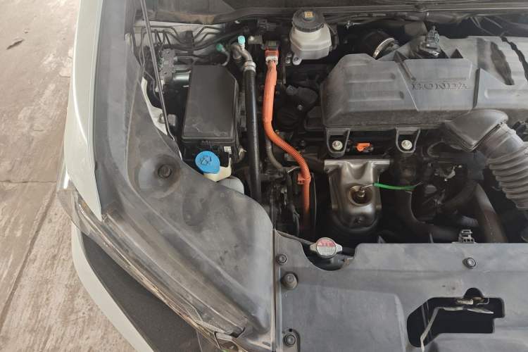 Used Honda Elysion 2022 2.0L eHEV Comfort Version Engine Bay Right