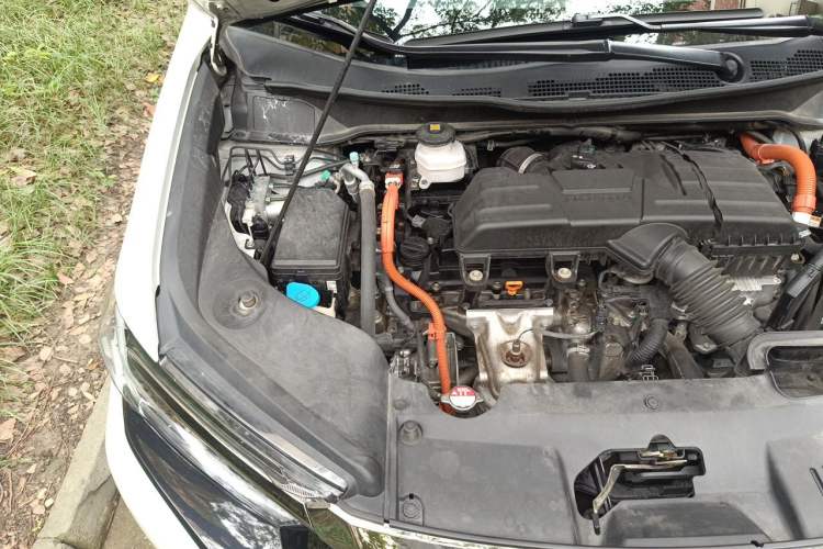 Used Honda Elysion 2022 2.0L eHEV Prestige Edition Engine Bay Right