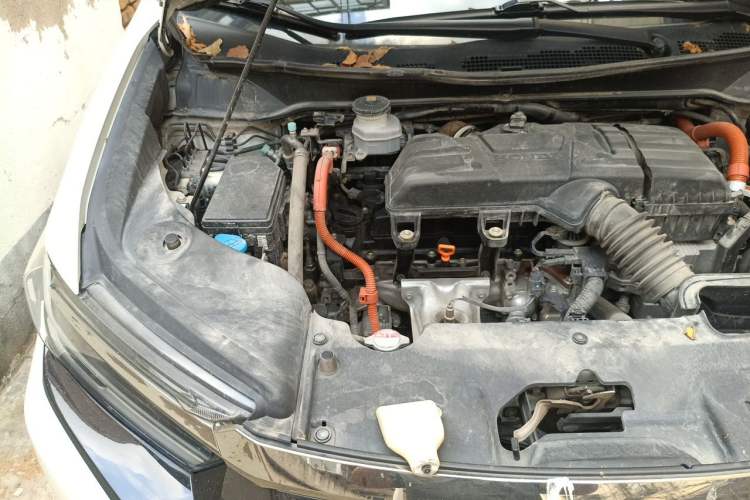 Used Honda Elysion 2022 2.0L eHEV Luxury Edition Engine Bay Right