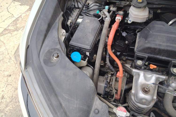 Used Honda Elysion 2022 2.0L eHEV Luxury First Edition Engine Bay Right