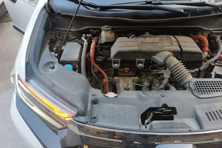 Used Honda Elysion 2022 2.0L eHEV Luxury First Edition Engine Bay Right