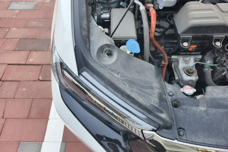 Used Honda Elysion 2022 2.0L eHEV Luxury Edition Engine Bay Right