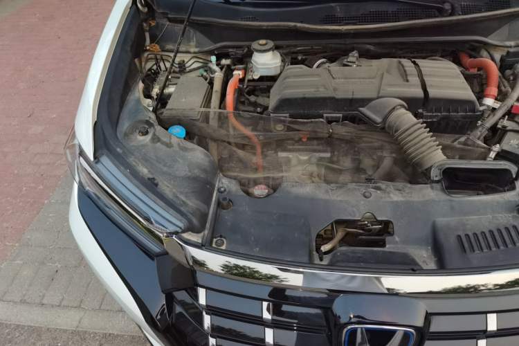 Used Honda Elysion 2022 2.0L eHEV Luxury First Edition Engine Bay Right