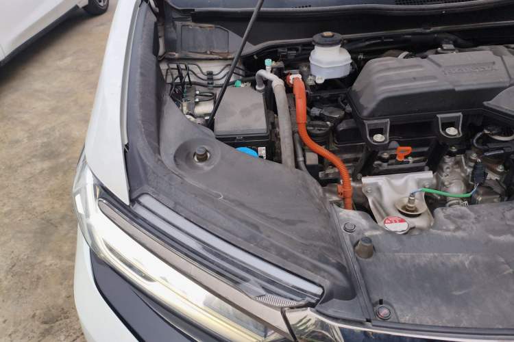 Used Honda Elysion 2022 2.0L eHEV Luxury First Edition Engine Bay Right