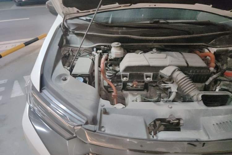 Used Honda Elysion 2022 2.0L eHEV Luxury First Edition Engine Bay Right
