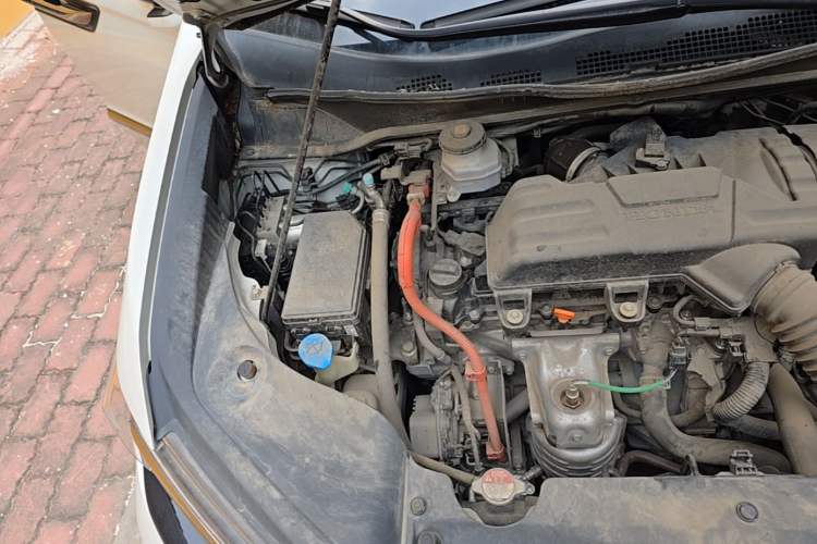 Used Honda Elysion 2022 2.0L eHEV Luxury Edition Engine Bay Right