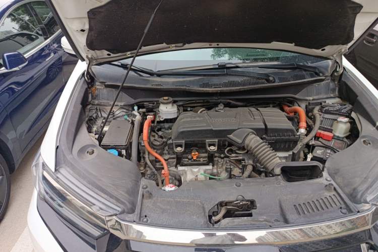 Used Honda Elysion 2022 2.0L eHEV Luxury Edition Engine Bay Right