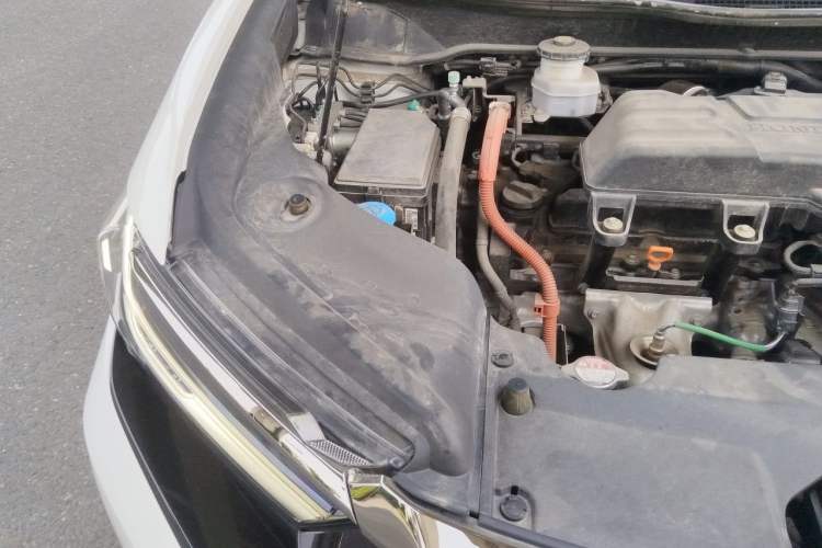 Used Honda Elysion 2022 2.0L eHEV Luxury Edition Engine Bay Right