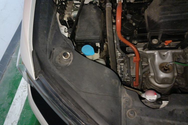 Used Honda Elysion 2022 2.0L eHEV Luxury First Edition Engine Bay Right