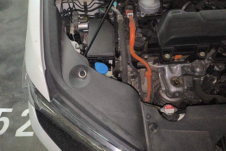 Used Honda Elysion 2022 2.0L eHEV Luxury First Edition Engine Bay Right