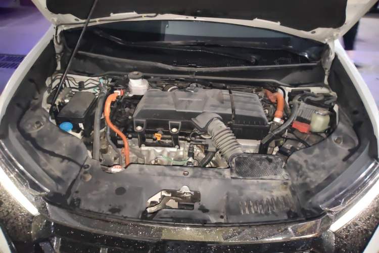 Used Honda Elysion 2022 2.0L eHEV Luxury Edition Engine Bay