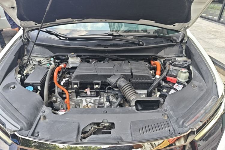 Used Honda Elysion 2022 2.0L eHEV Prestige Edition Engine Bay