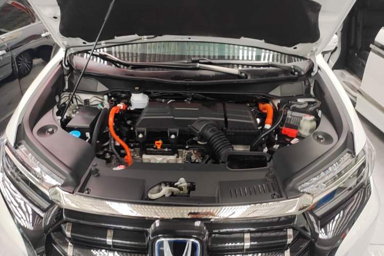 Used Honda Elysion 2022 2.0L eHEV Luxury Edition Engine Bay
