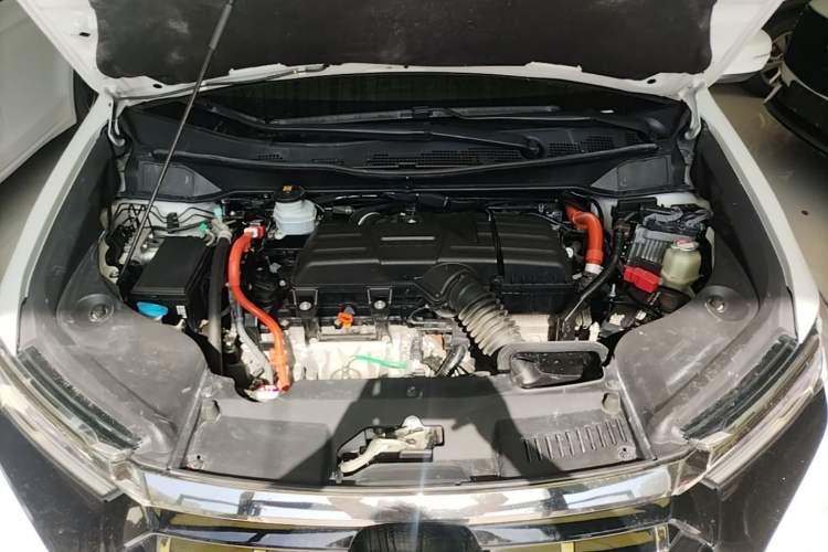 Used Honda Elysion 2022 2.0L eHEV Luxury First Edition Engine Bay