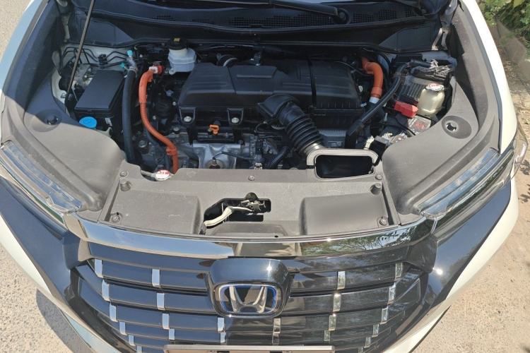 Used Honda Elysion 2022 2.0L eHEV Luxury First Edition Engine Bay
