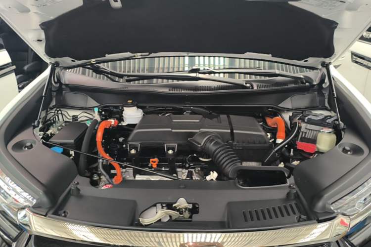 Used Honda Elysion 2022 2.0L eHEV Luxury Edition Engine Bay