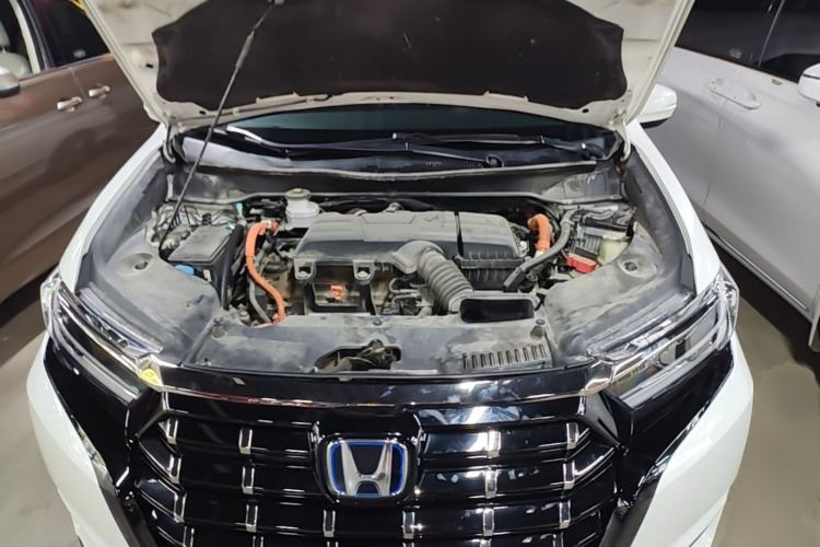 Used Honda Elysion 2022 2.0L eHEV Luxury Edition Engine Bay