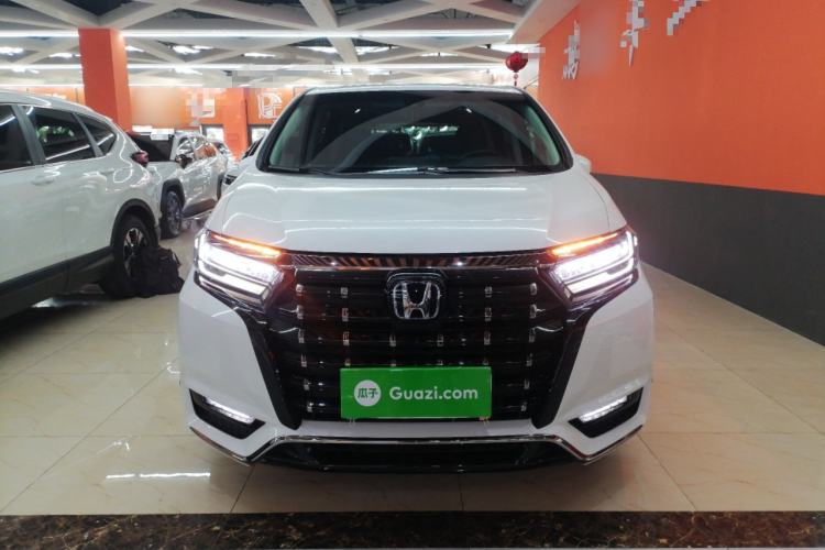 Used Honda Elysion 2022 2.0L eHEV Luxury Edition Exterior 1