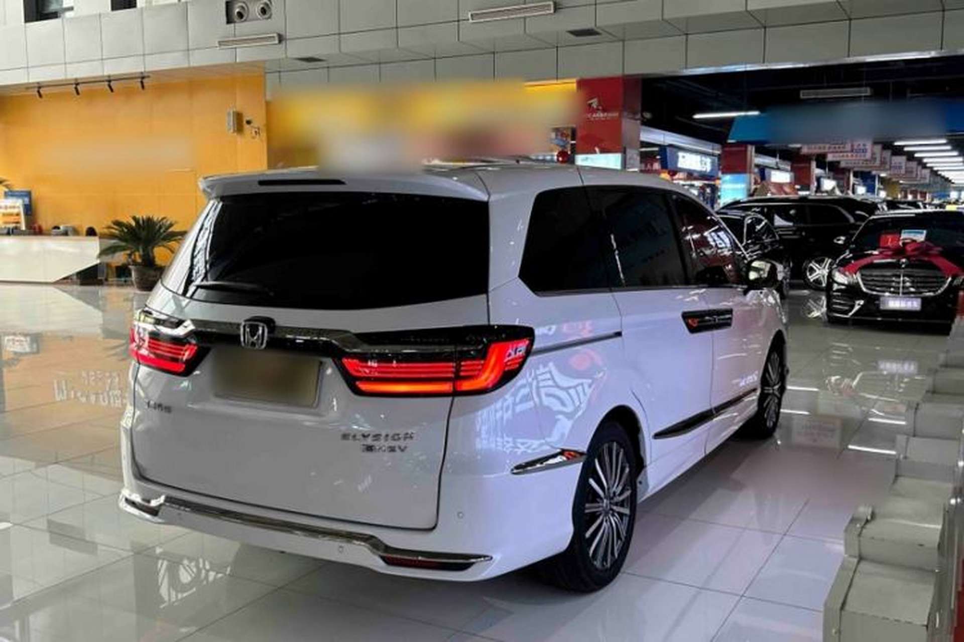 Used Honda Elysion 2022 2.0L eHEV Prestige Edition Exterior 1