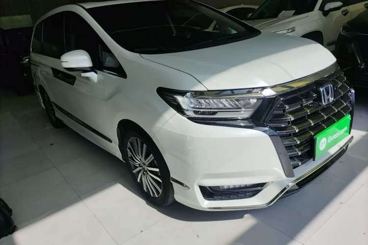 Used Honda Elysion 2022 2.0L eHEV Luxury First Edition Exterior 1