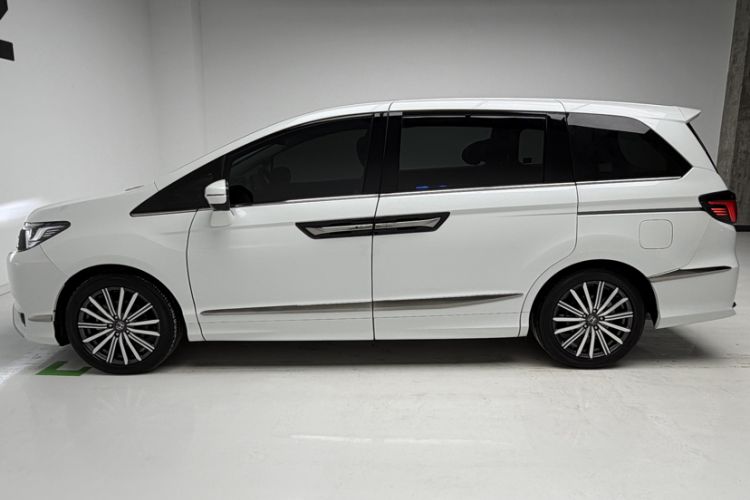 Used Honda Elysion 2022 2.0L eHEV Luxury Edition Exterior 2