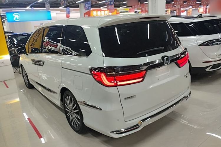 Used Honda Elysion 2022 2.0L eHEV Luxury Edition Exterior 2
