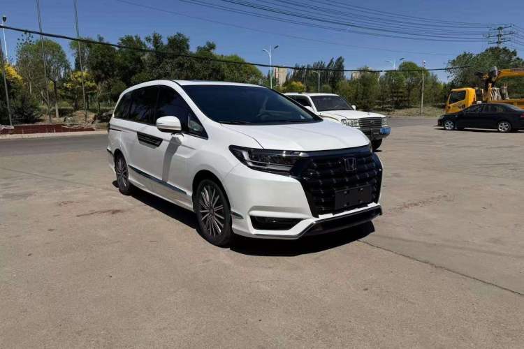 Used Honda Elysion 2022 2.0L eHEV Luxury First Edition Exterior 2