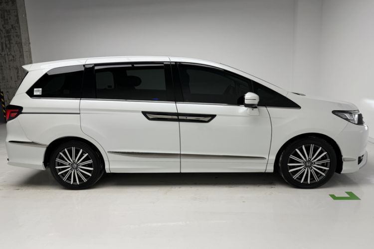 Used Honda Elysion 2022 2.0L eHEV Luxury Edition Exterior 3