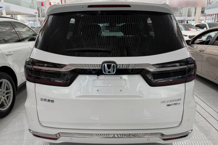 Used Honda Elysion 2022 2.0L eHEV Luxury Edition Exterior 3